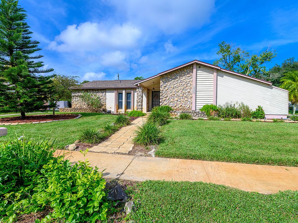 1st image of 2920 Mulberry Dr