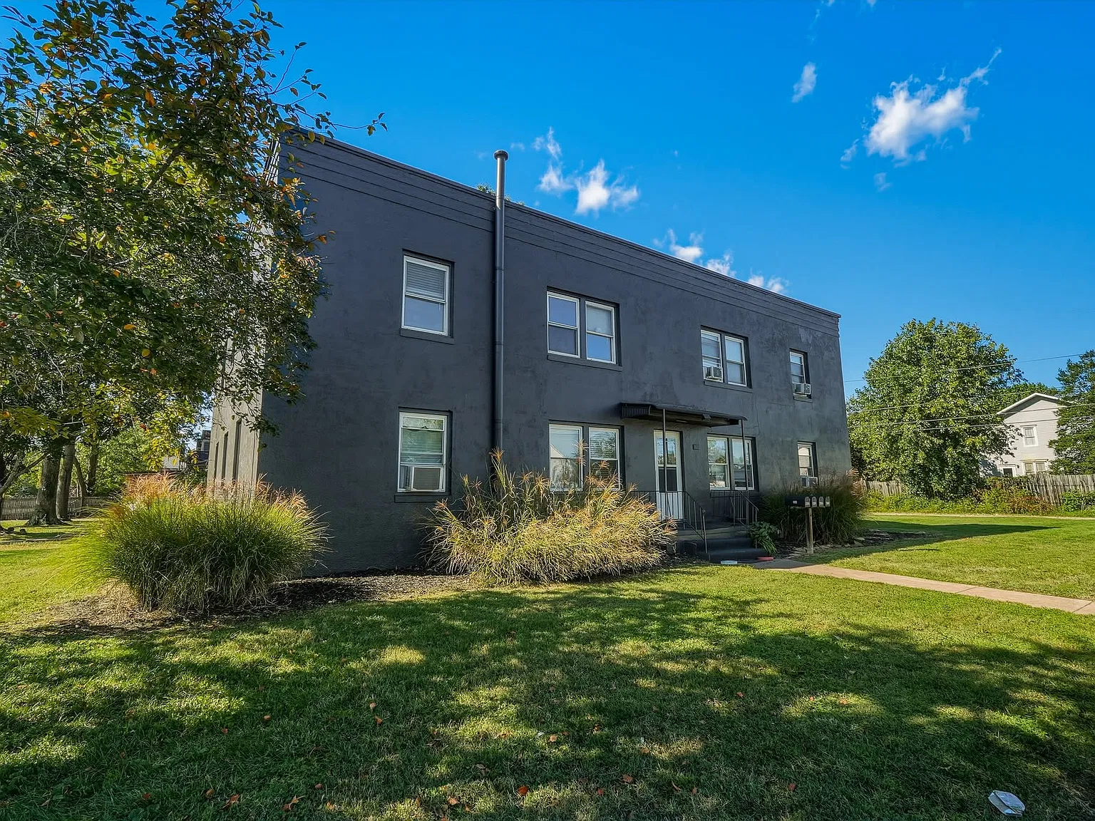 2 bed, 1000 sqft, $850 — Photo 3