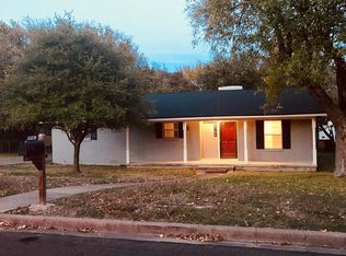 8706 Panther Dr, Woodway, TX 76712