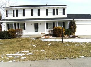 780 Woodview Dr, Ashland, OH 44805