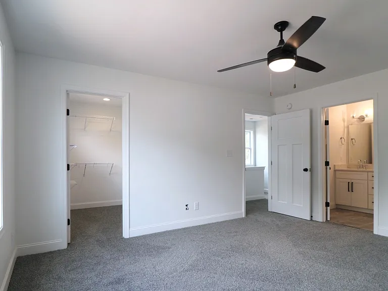 137 Independence Ln — Photo 21