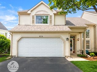 830 Dogwood Ln, Lake In The Hills, IL 60156