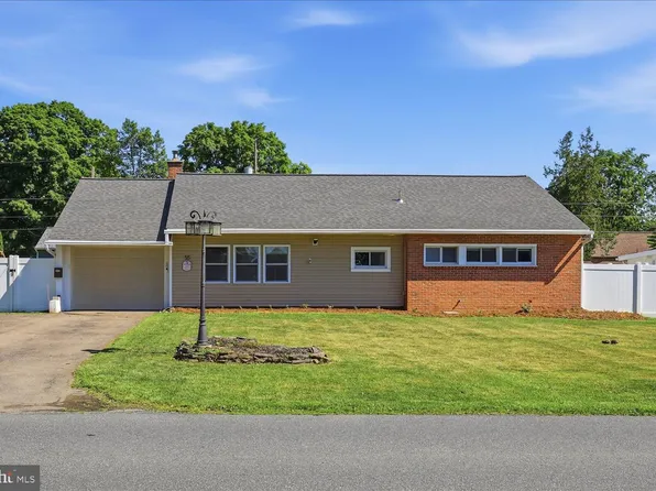 55 Stanley Ave, Landisville, PA 17538