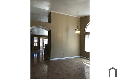 8955 W Ocotillo Rd Photo 1