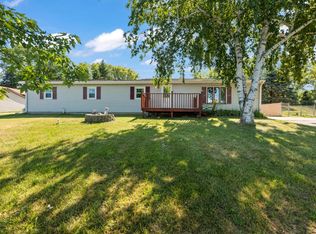 N9572 Buchert Ln, Watertown, WI 53094