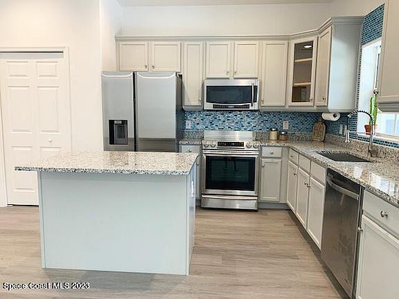 3rd image of 220 Chandler St #2