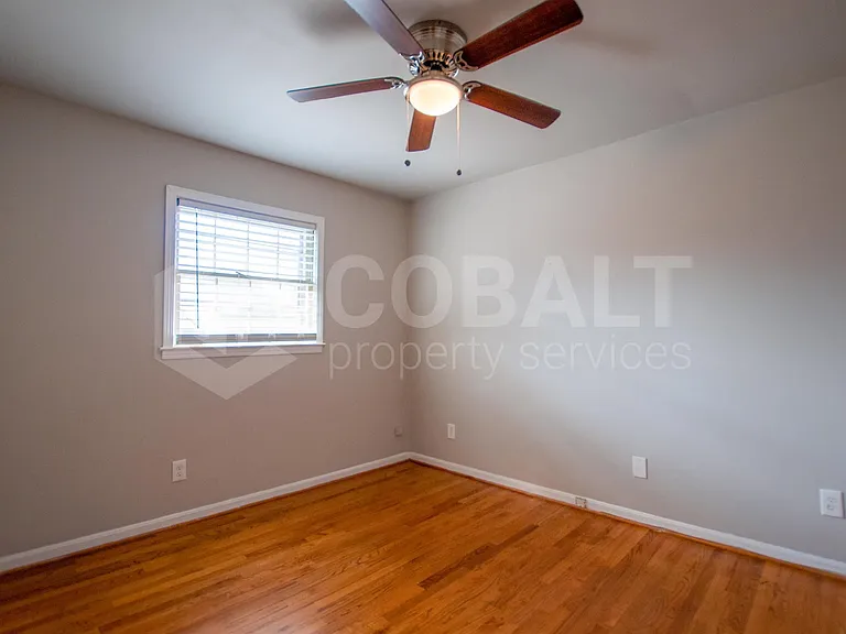 3607 Roxboro Rd NE #8 — Photo 10