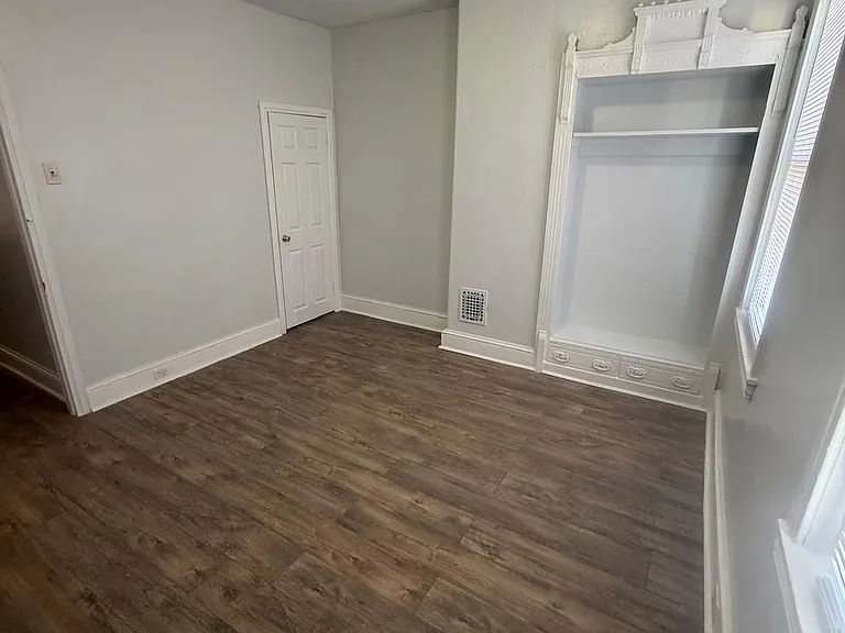 2513 N Bouvier St — Photo 4