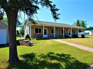 521 N 4th Ave W, Washburn, WI 54891