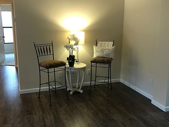 3rd image of 1160 Cogan Dr SE