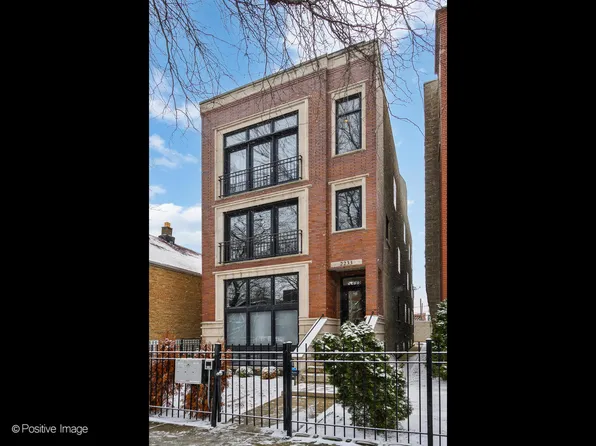 2233 N Leavitt St #2, Chicago, IL 60647