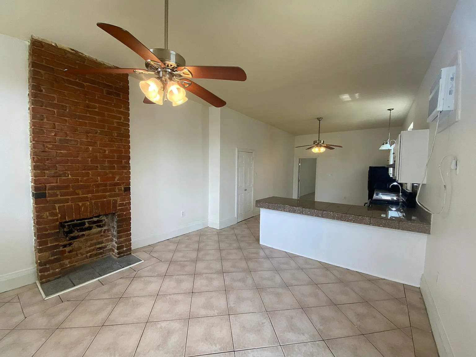1215 Annette St — Photo 4