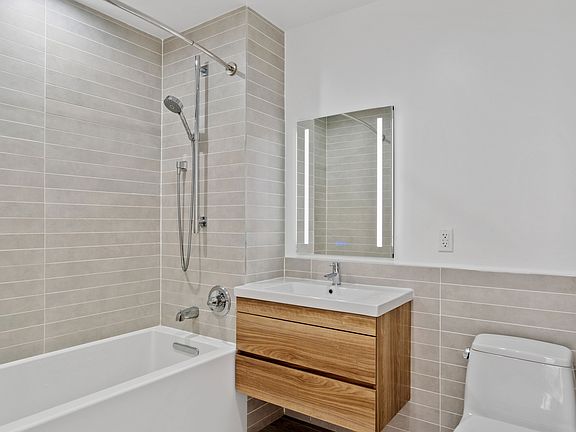 5th image of 50-11 Queens Blvd #605