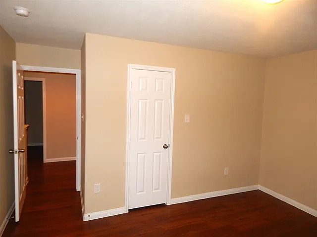 847 Darbydale Crossing Ln — Photo 16