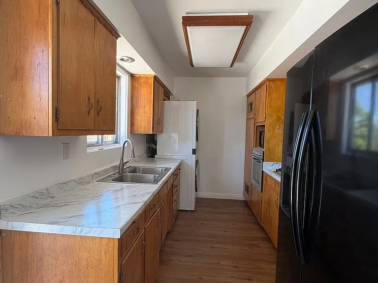 281 Armory Rd — Photo 19