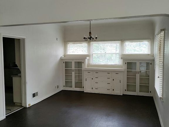 2nd image of 1117 17th St #A