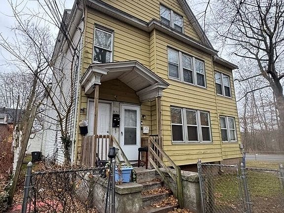 4th image of 40 Harding Place