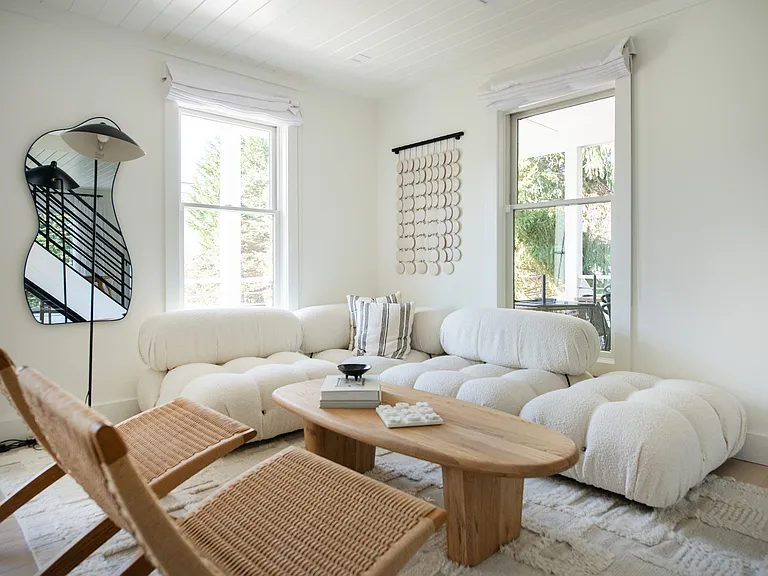 42 Knoll Rd — Photo 5
