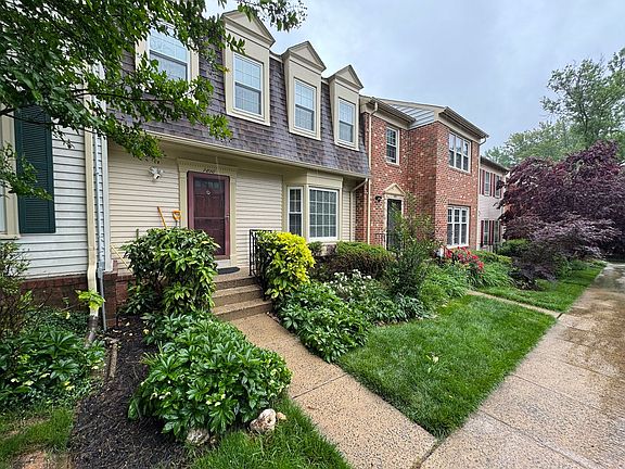 2nd image of 7810 Butterfield Ln
