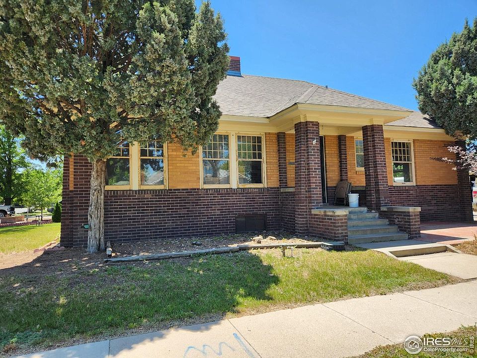 2nd image of 530 E Beaver Ave