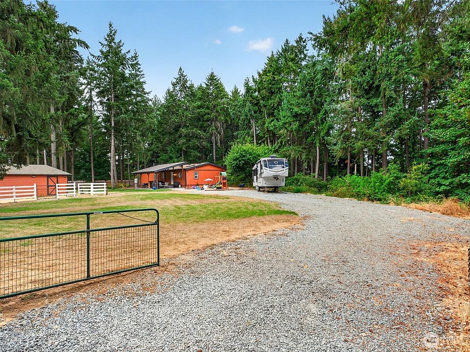 1st image of 20924 90th Avenue E