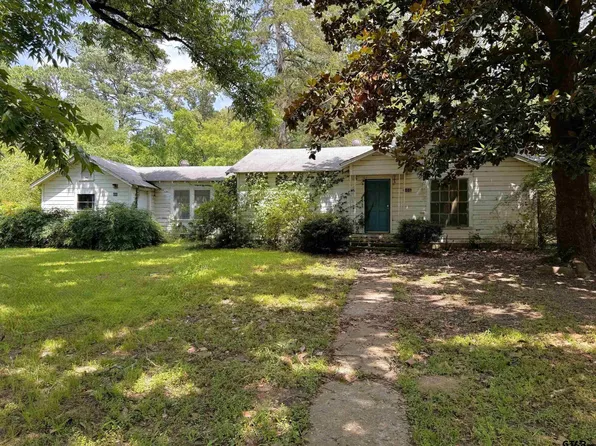 406 Pace Ave, Naples, TX 75568