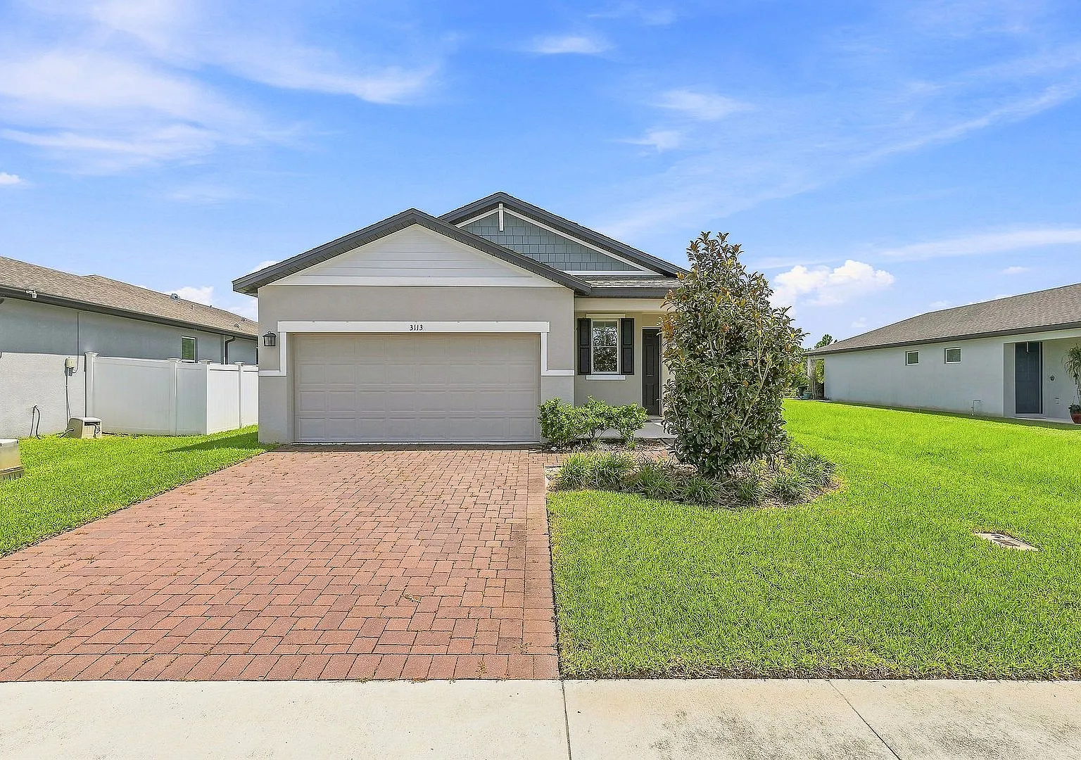 Beautiful 3 Bedroom 2 Bath Coastal Woods Home With Private Reserve Backyard — Photo 1