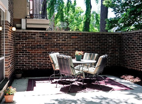 3rd image of 1839 N Bissell St #1
