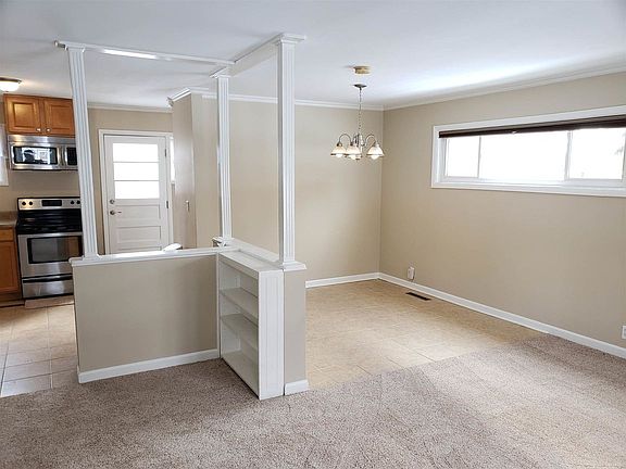 2nd image of 4028 Woodvale Dr