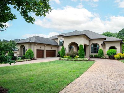 4042 Blossom Hill Dr, Matthews, NC, 28104