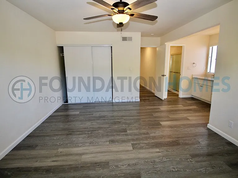 404 San Marin Dr — Photo 56
