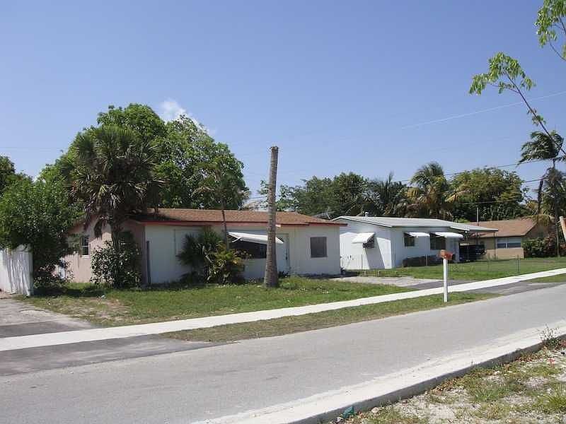 1st image of 5980 NW 42nd Ave