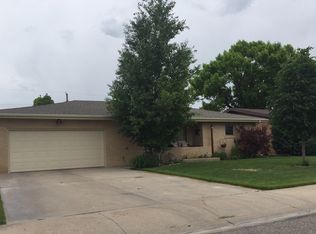 1818 Avenue M, Scottsbluff, NE 69361