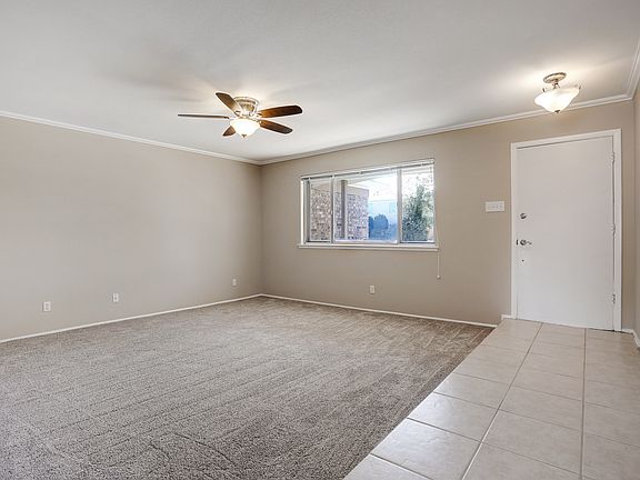 Formal Living Room (15x14)