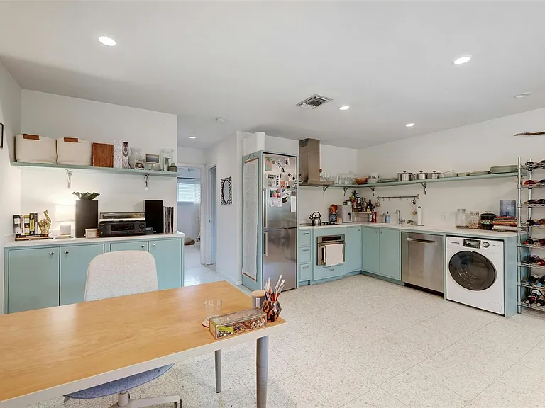 1208 Enfield Rd #202 — Photo 13