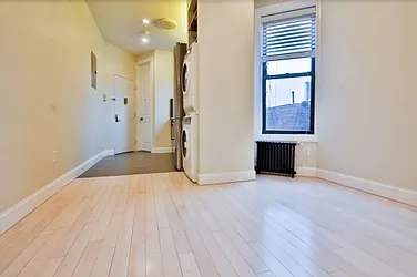 Rented by Platinum Properties