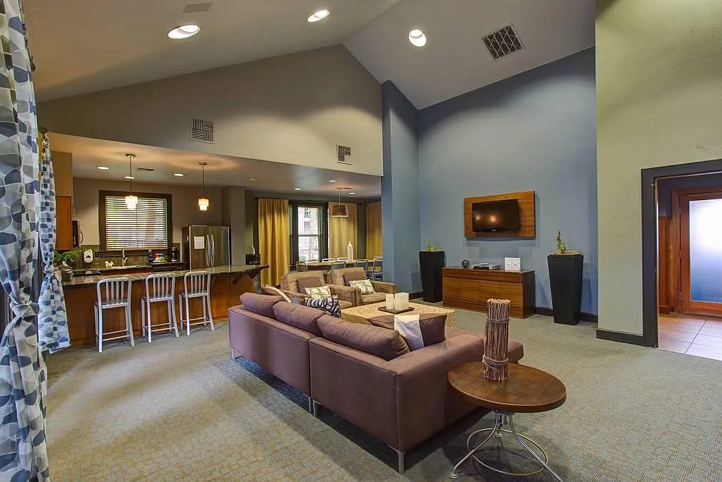 Commons at Verandas in Tanasbourne Apartments — Photo 4