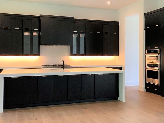 2nd image of 1348 Belasco Valley Cir