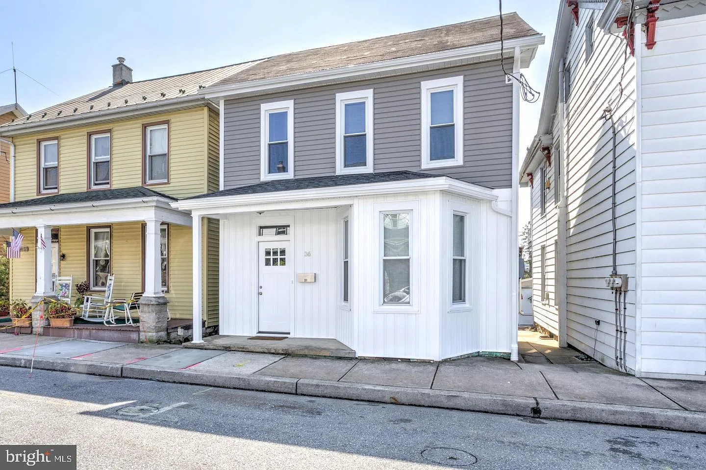 1 bed, 1.0 bath, 928 sqft, $1,395 — Photo 2