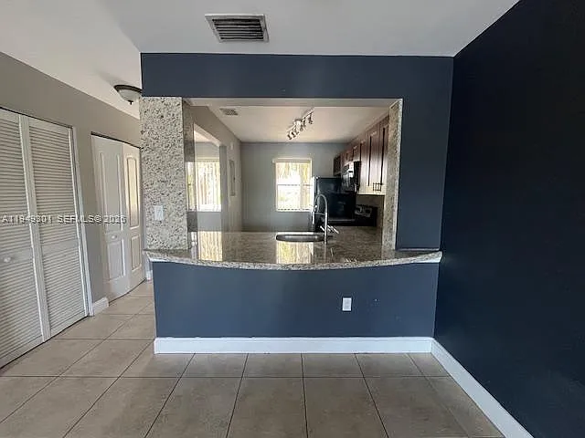 5200 NW 31st Ave #34 — Photo 8