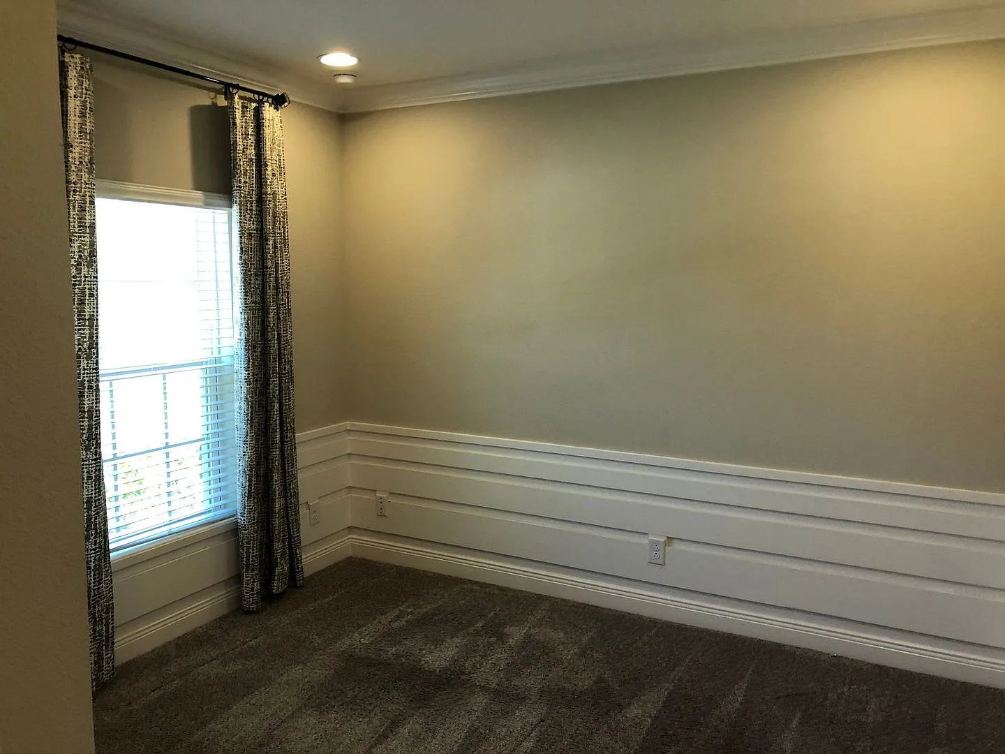 4 Bedroom 2 Bath 3 car garage for rent at 5512 Windsong Oak Dr. Leesburg, FL 34748 — Photo 2