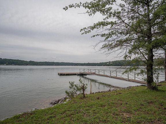 Image 4: Dock