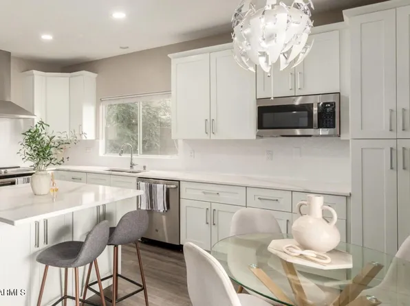 20293 N 83RD Drive, Peoria, AZ 85382