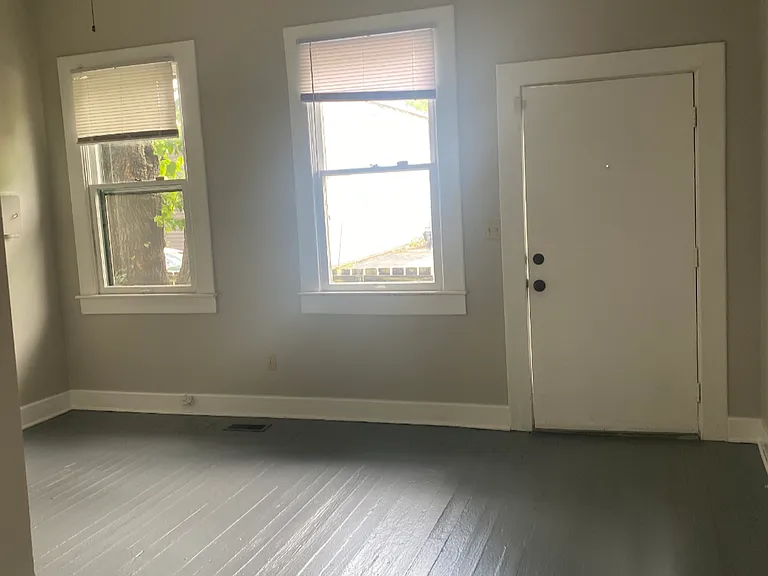 1440 Rear South Floyd St — Photo 6