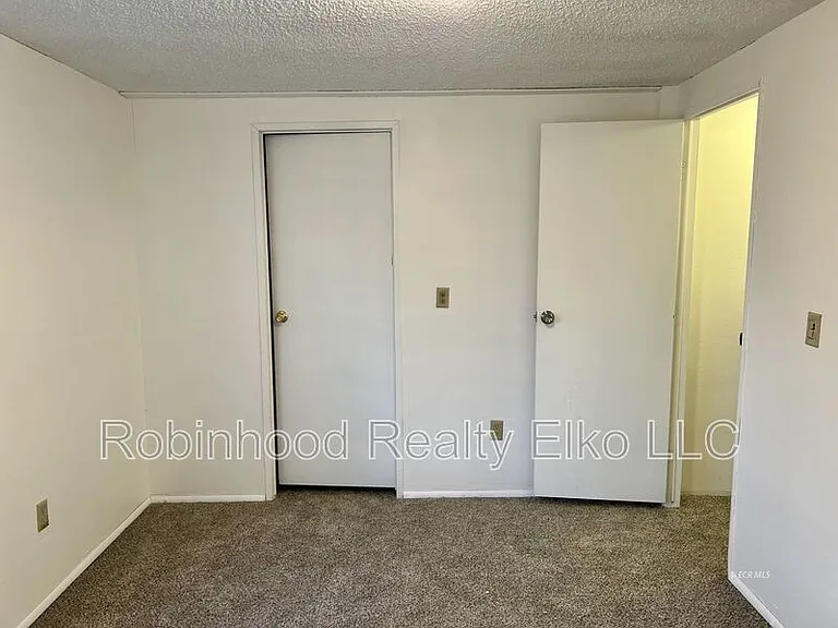1006 Cedar St — Photo 20