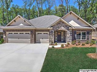 157 Heritage Brook Dr, Madison, AL 35757