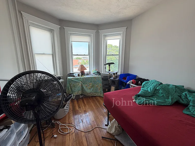 225 Kelton St #12 — Photo 14