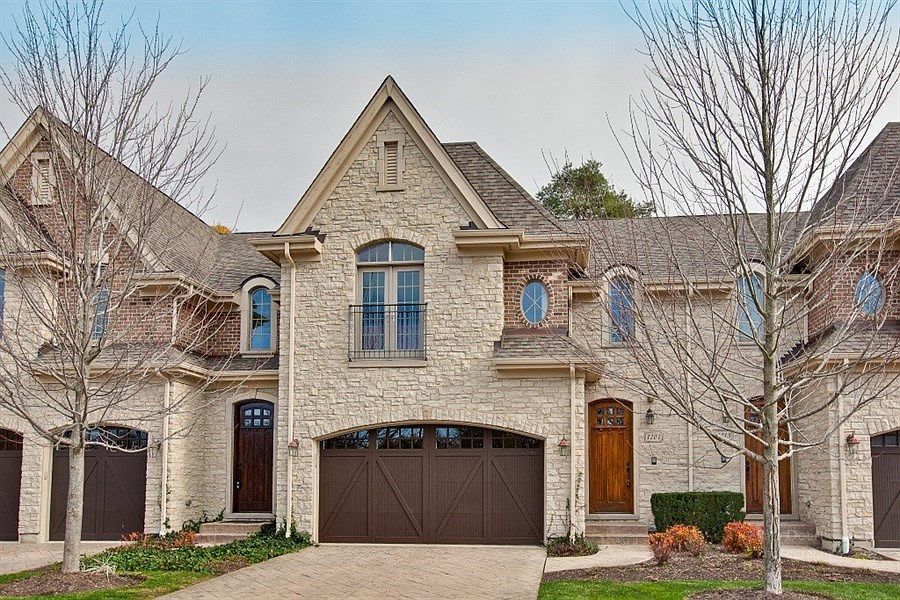 1st image of 1207 Caroline Ct