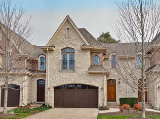 1207 Caroline Ct, Vernon Hills, IL 60061