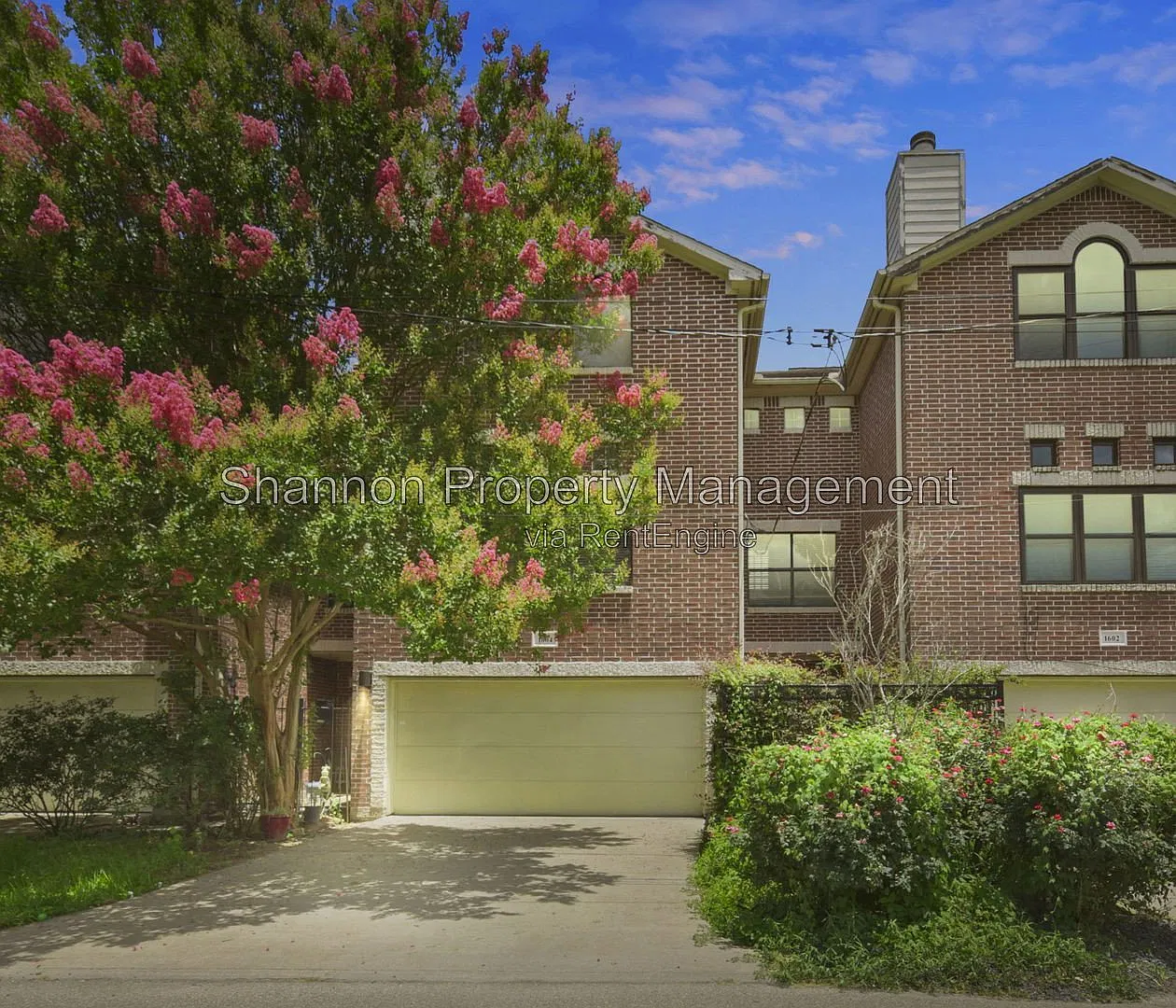 3 bed, 3.0 bath, 2412 sqft, $2,900 — Photo 3